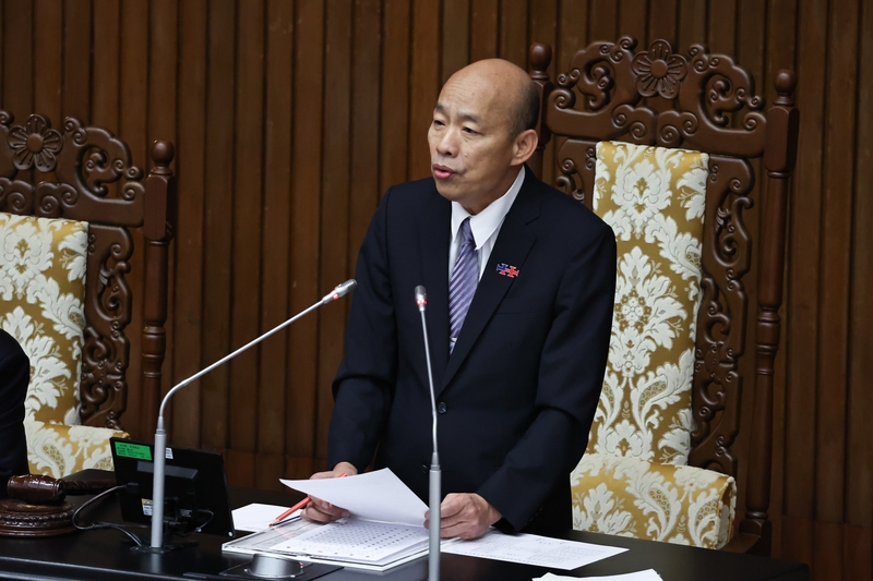 經濟部長郭智輝24日及27日缺席立法院總質詢，立法院長韓國瑜（圖）表示，基於憲法之尊重，及重視立院立委質詢權利，排除非出國或有特別重要且迫切的公務需要，部會首長不宜請假而委由副首長代表出席。（中央社提供）