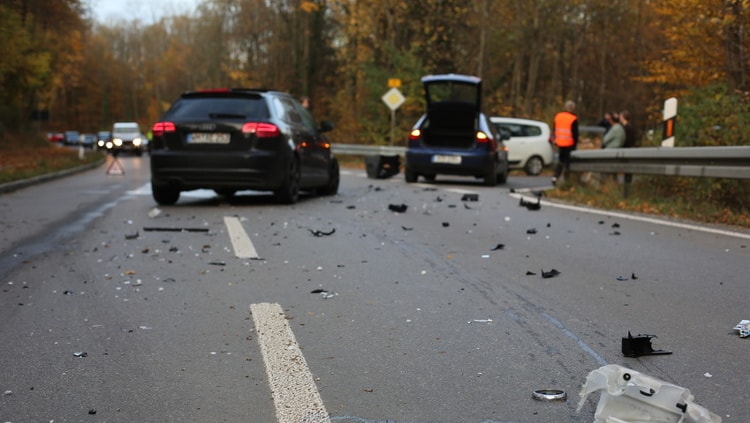 Autounfall bei Fahrt aus Gefälligkeit