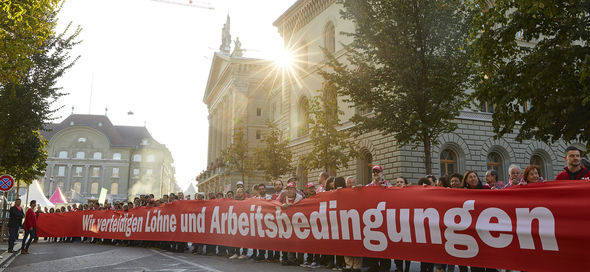 Arbeitnehmende zeigen dem Bundesrat die rote Linie, die einzuhalten ist.